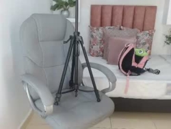 Watch manuela_giraldo_´s Live Show on Chaturbate