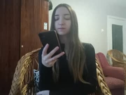 Watch i_am_shyy´s Live Show on Chaturbate