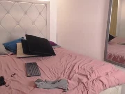 Watch lunamillers_´s Live Show on Chaturbate