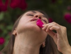 Watch VenusAndMars´s Live Show on BongaCams