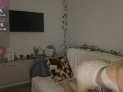 Watch amy_yammy3´s Live Show on Chaturbate