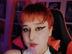 Watch Mistresscrowley-666´s Live Show on BongaCams