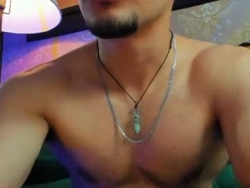 Watch aless_king´s Live Show on Chaturbate