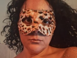 Watch Venusina´s Live Show on BongaCams