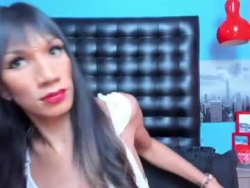 Watch shantal_ferrer3´s Live Show on Chaturbate