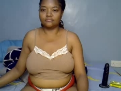 Watch busty_kenzi´s Live Show on Chaturbate