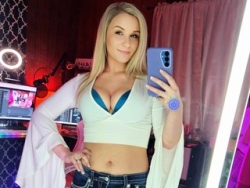 Watch XxCamrenXx´s Live Show on ItsLive