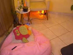 Watch blueflora´s Live Show on Chaturbate