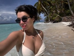 Watch Vero19nika´s Live Show on BongaCams