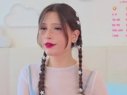 Watch moonlitediva´s Live Show on Chaturbate