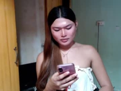 Watch wild_lilyxxx´s Live Show on Chaturbate