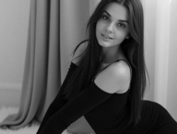 Watch Kristicat´s Live Show on BongaCams