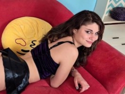 Watch Pinky-Pie´s Live Show on BongaCams