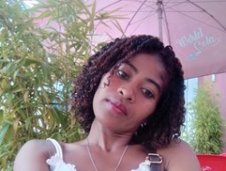 Watch DonnelaQuin´s Live Show on BongaCams