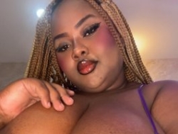Watch ShantalAddams´s Live Show on BongaCams