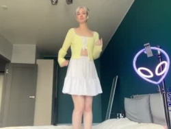 Watch hallie_mitchell´s Live Show on Chaturbate