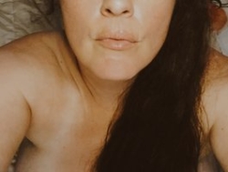 VestaVetiver is Live on BongaCams: #curvy #pawg #milf #prettyfeet #bigboobs #bigass Watch VestaVetiver´s Live Show on BongaCams