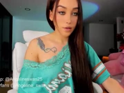 Watch angeline_swan´s Live Webcam Chat Room