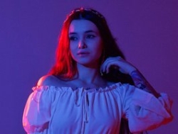 Watch sofi-edvige´s Live Show on BongaCams