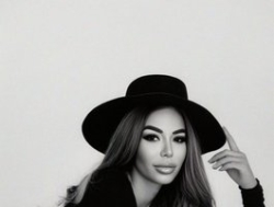 Watch ElinaMoon´s Live Show on BongaCams