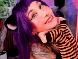 Watch Vespera´s Live Show on BongaCams