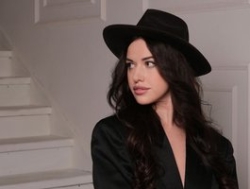 Watch Anna-na-sik´s Live Show on BongaCams