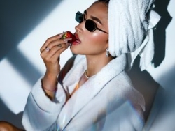 Watch HemmaThompsonn´s Live Show on ItsLive