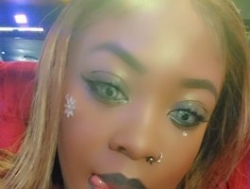 Watch Trixiey8´s Livestream and Chat