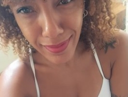 Watch CinnamonGirlBr´s Live Show on BongaCams