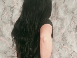 Watch L-I-N-D-A´s Live Show on BongaCams