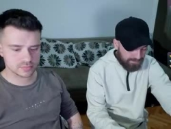 Watch johnnylove21´s Live Show on Chaturbate