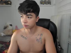 Watch santy7u7´s Live Show on Chaturbate