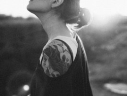 Watch Sophia-hadid´s Live Show on BongaCams