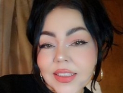 Watch Mommy-pervert´s Live Show on BongaCams