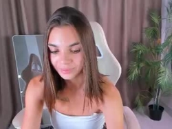 Watch cherryviena´s Live Show on Chaturbate