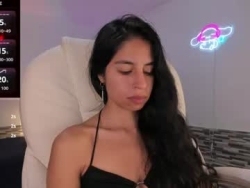 Watch alyssabeauty26´s Live Show on Chaturbate