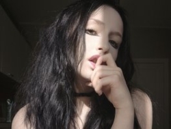 Watch LeahBunny69´s Live Show on BongaCams