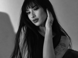 Watch AlejaBassi´s Live Show on ItsLive