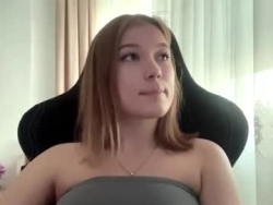Watch crissymemo´s Live Show on Chaturbate