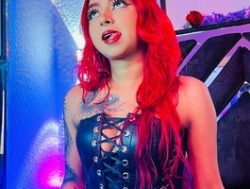 Watch poyson-ivy´s Live Show on BongaCams