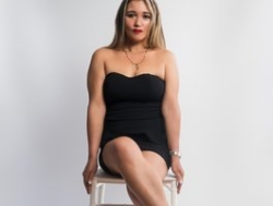 Watch noelia-milf19´s Live Show on BongaCams