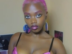 Watch PinkDomina01´s Live Show on BongaCams