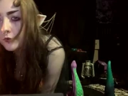 Watch pixiemossball´s Live Show on Chaturbate
