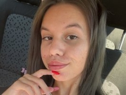 EmmaPetite is Live on BongaCams: 4'8 and 88lbs obeying orders to pay for college #18 #petite #tiny #small Watch EmmaPetite´s Live Show on BongaCams