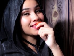 Watch abbygibson´s Live Show on BongaCams