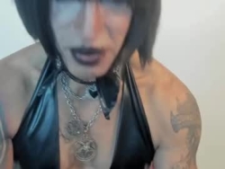 Watch lilithmuclehell26´s Live Show on Chaturbate
