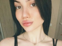 Watch CamilaCarnegia´s Live Show on BongaCams