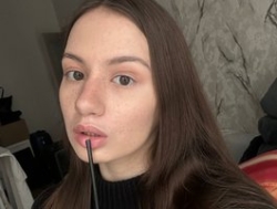 Watch MilkaCrystall01´s Live Show on BongaCams
