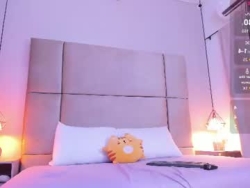 Watch sophiarichie_´s Live Show on Chaturbate