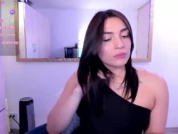 Watch _ericavanderhill_´s Live Show on Chaturbate